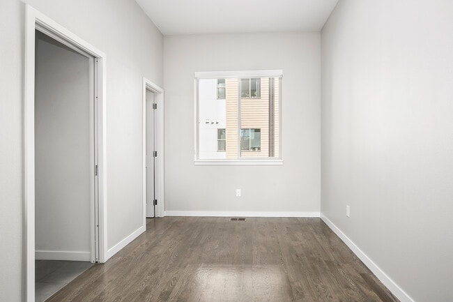 Área de comedor - 2602 W 24th Ave Unidad 8