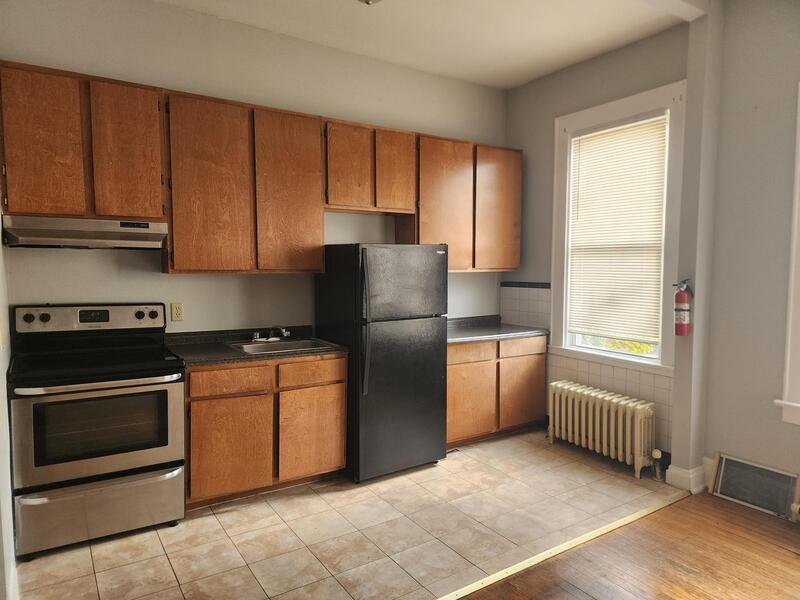 Photo - 192-194-194 Main St