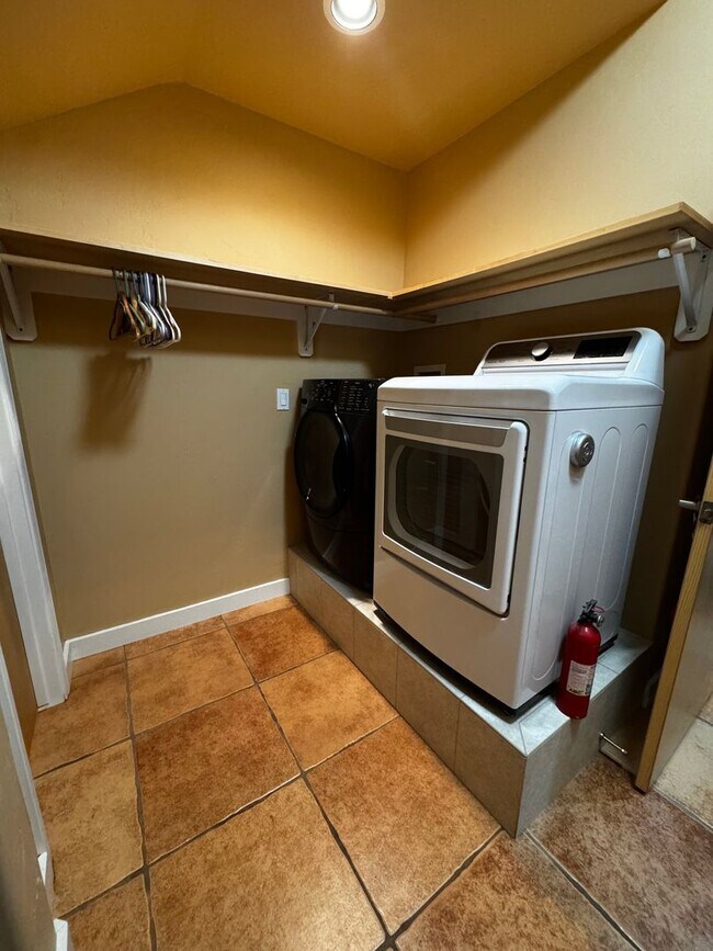Photo - Fully Furnished 30-Day Rental – Comfort, Space & Convenience