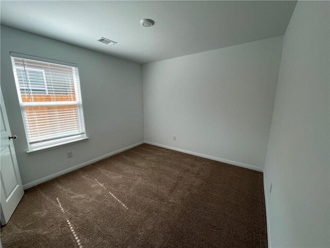 Photo - 120 Fairfax Ln