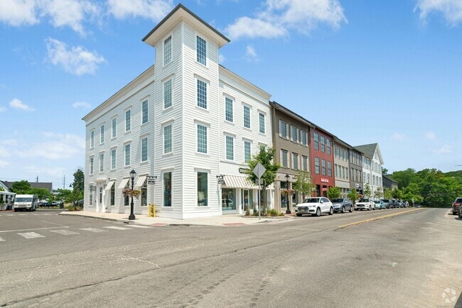 Building Photo - 15 Corbin Dr Unit 206 Rental
