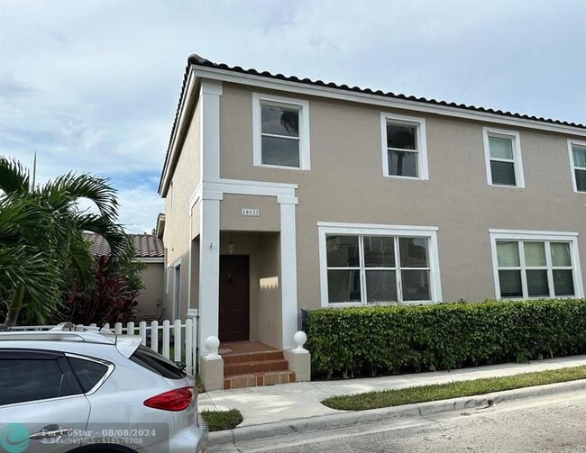 Photo - 10535 NW 57th St Townhome