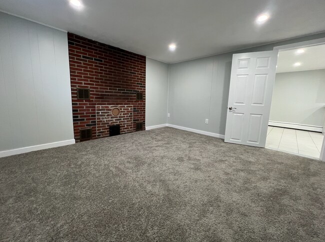 Photo - 27 Church St Unit B