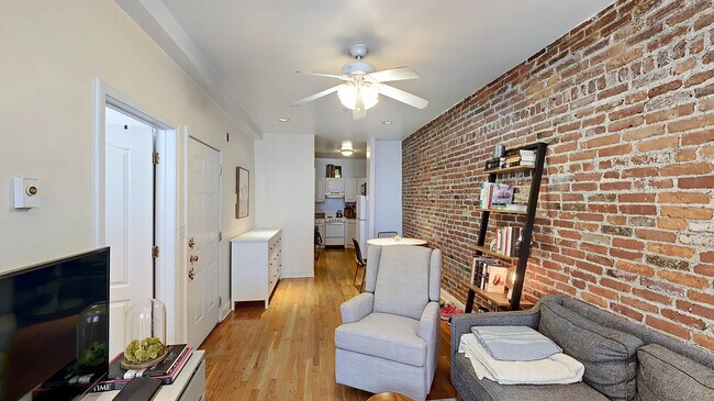 96 Prince St Unit 3