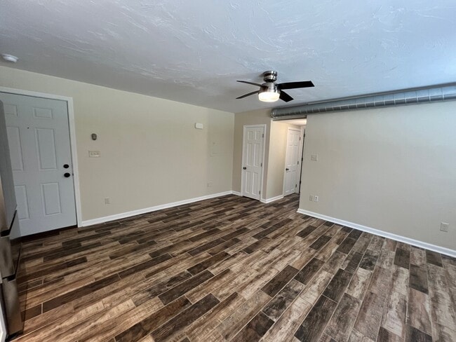 Photo - 625 North Negley Avenue