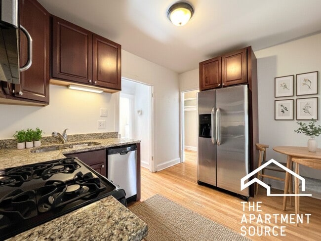 Photo - 2122 W Ainslie St Unidad 1