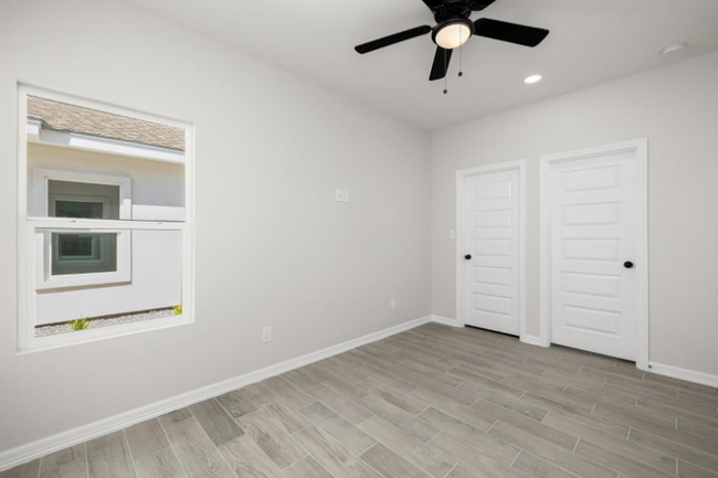 Photo - 1217 S Xanthia St Unidad 4