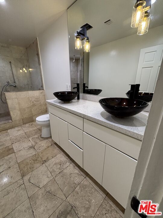 Photo - 15147 Otsego St