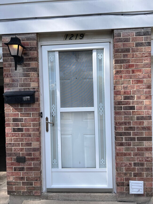 Front Door - 1219 Hilltop Dr Unit 402