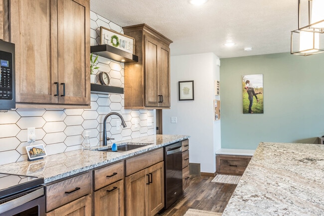 Photo - 4221 N Knob Hill Ct