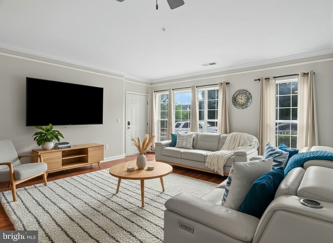 Photo - 15240 Torbay Way