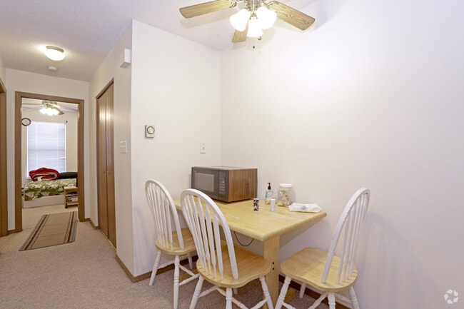 1 Bedroom - Dining Room - Kobuck Apartments