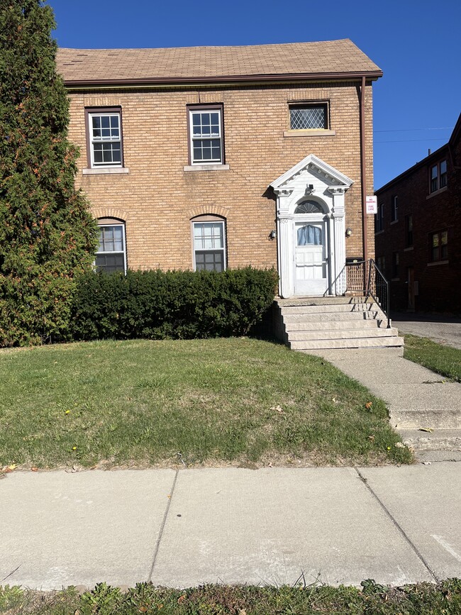 Street View - 850 W Huron St Townhome