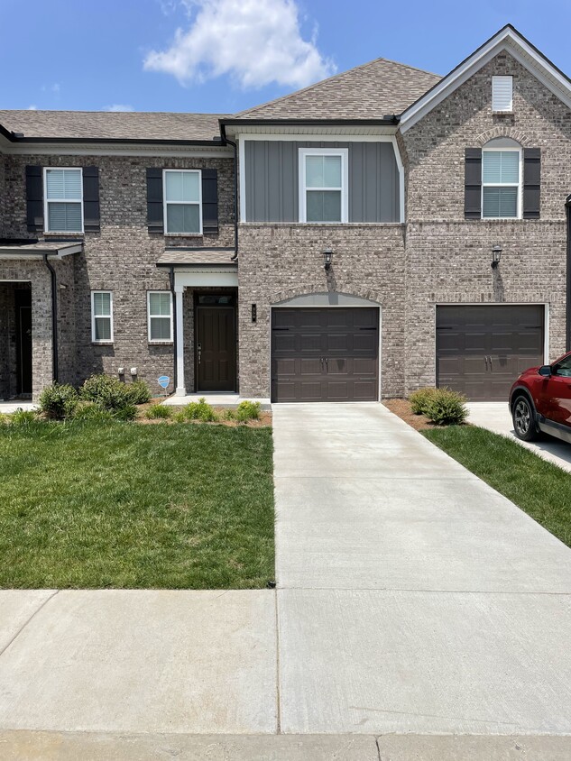 Photo - 250 Netherlands Blvd (Lebanon, TN)