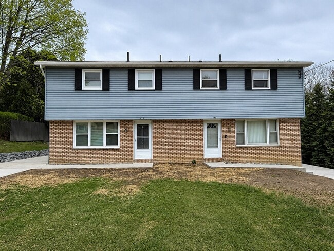 Building Photo - 136-138 Meeker Rd Unit LEFT
