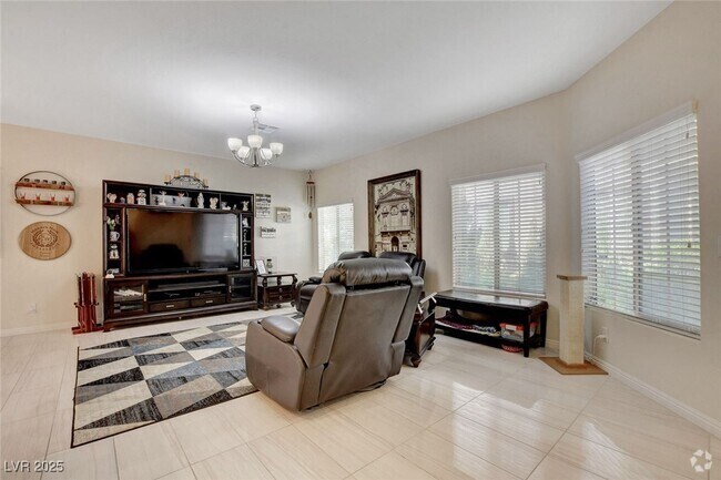 Building Photo - 9615 Volk Ave Rental