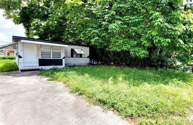 Building Photo - 741 NW 116th St Rental