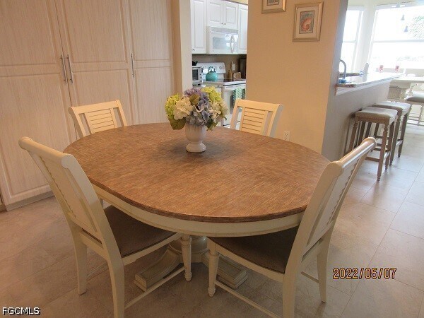 Photo - 10391 Butterfly Palm Dr Unidad 1036