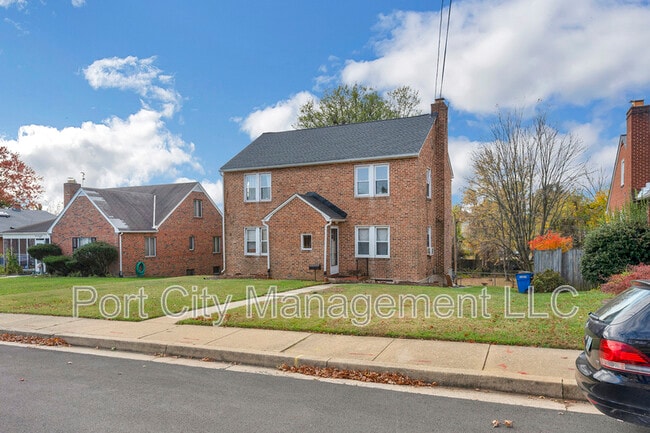 Photo - 3607 Bayonne Ave Unidad B