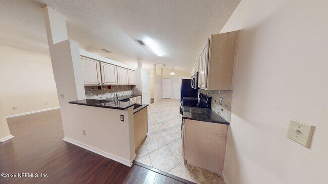 Photo - 1120 Andrea Way