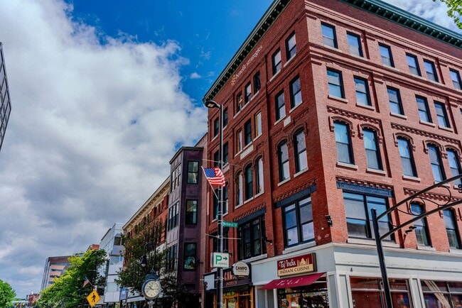 Rendezvous on Elm