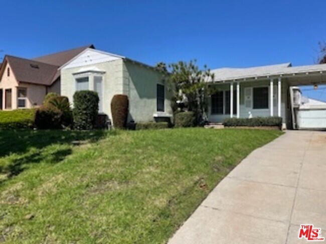 Building Photo - 2211 W 78th Pl Rental