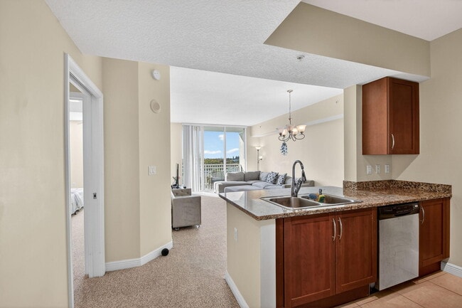 Photo - 350 N Federal Hwy Unit 502