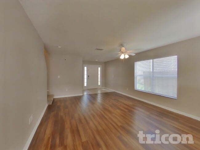 Photo - 6739 Summer Haven Dr