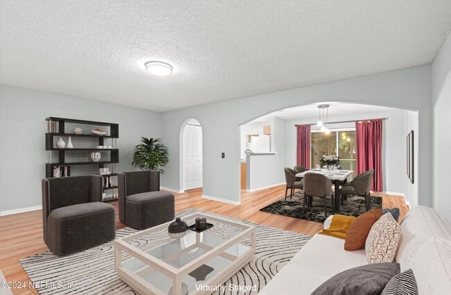 Photo - 11565 Hickory Oak Dr
