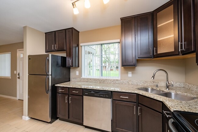 Photo - River Ridge Place