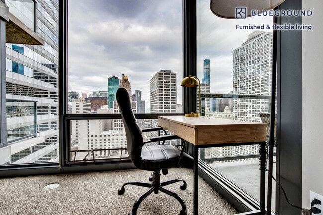 Photo - 505 N State St Unidad FL28-ID1006