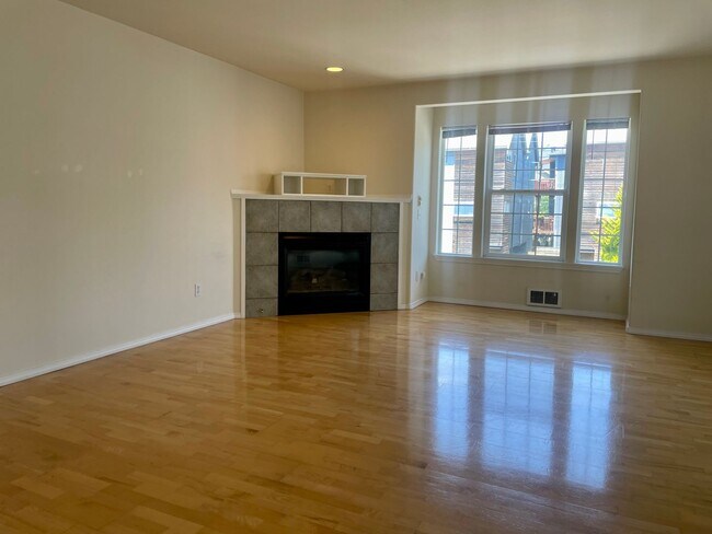 Photo - Light Filled Townhome - Judkins Park