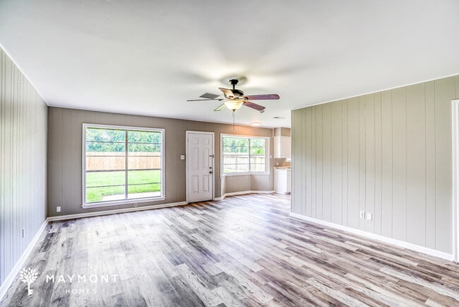 Photo - 1303 Bayou Dr