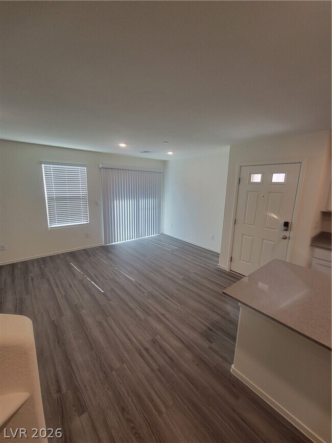 Photo - 9931 Apricot Hls St