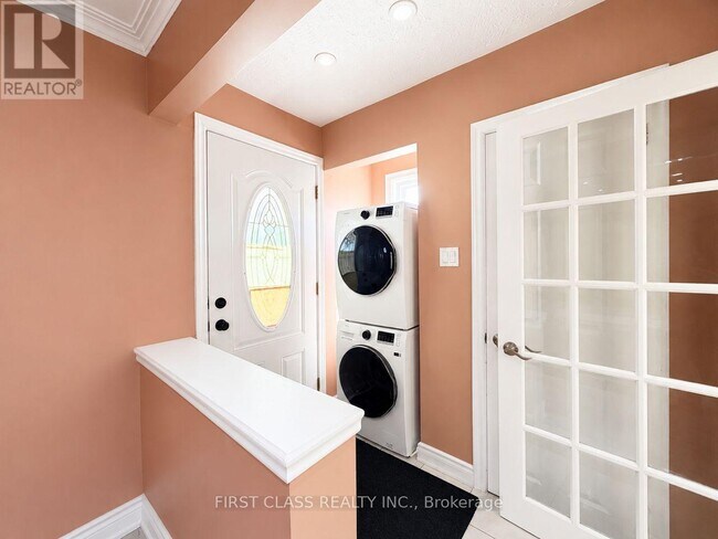 Photo - 15 Leahann Dr