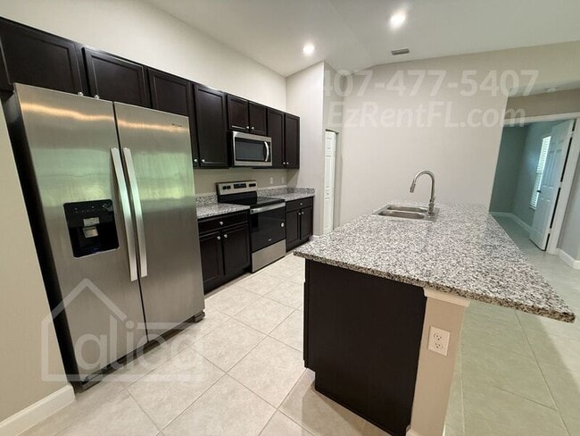 Photo - 236 Wilmette Ave SW