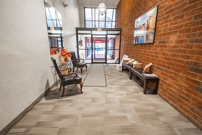 Photo - 100 High St Unidad 802