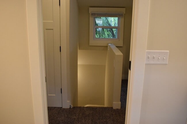 Photo - Renovated 3 Bedroom in Shelby Park close to Logan Street Market