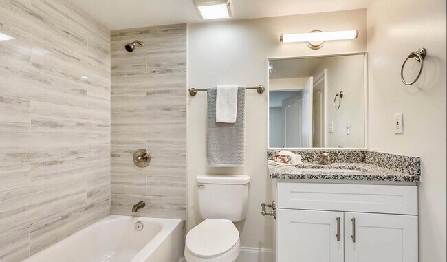 Photo - 12728 Gould Rd Unit Lower Level