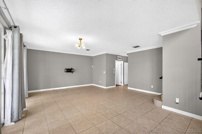 Photo - 1204 Oakwater Dr