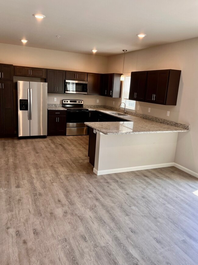 Photo - 1Riverview Townhomes