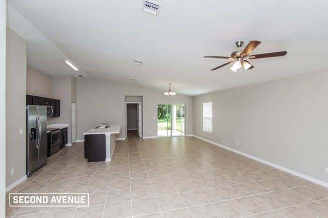 Photo - 1135 Tarleton St SE