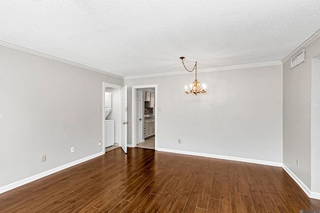 Photo - 1701 Lobdell Ave