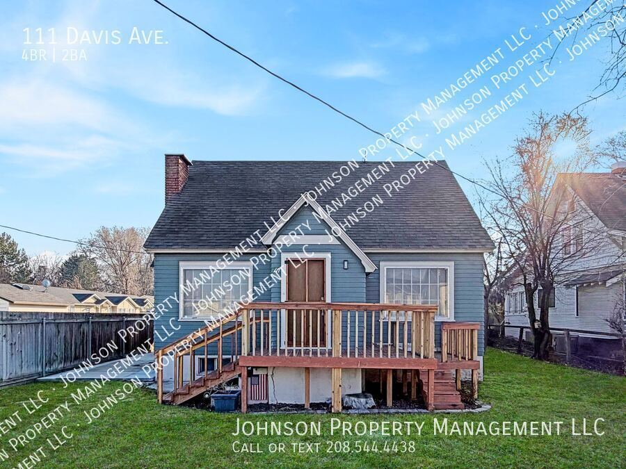 Photo - 111 Davis Ave