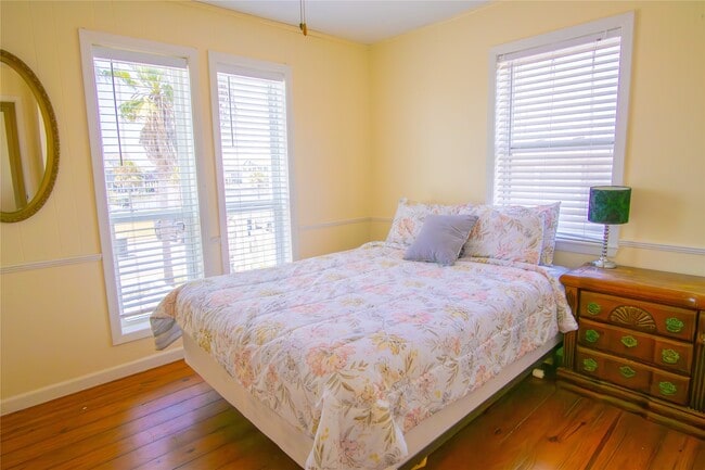 Photo - 3927 Mason Dr