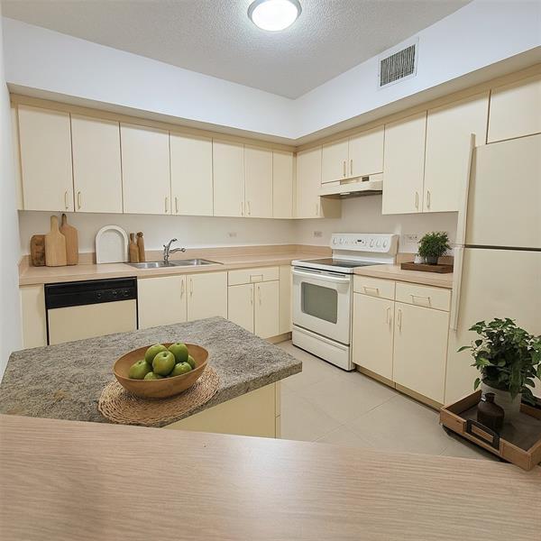 Photo - 3600 N 56th Ave Unit 105