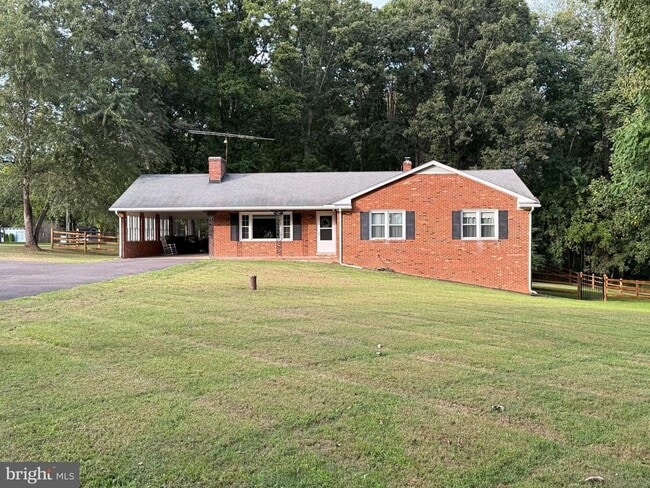 Building Photo - 9405 Mountain Run Lake Rd Rental