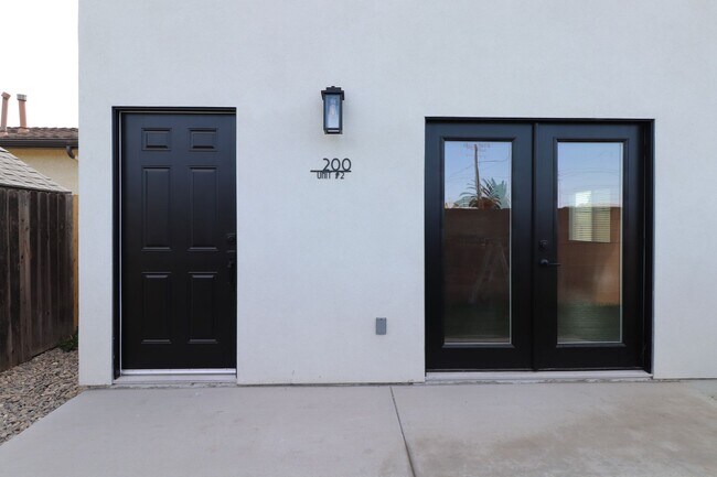 200 Siler Ln Unit 200 Siler Ln #2