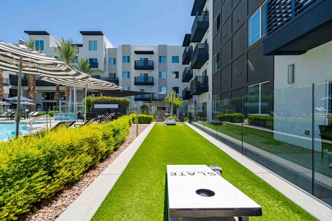 Slate, Scottsdale, AZ, Outdoor Lounge