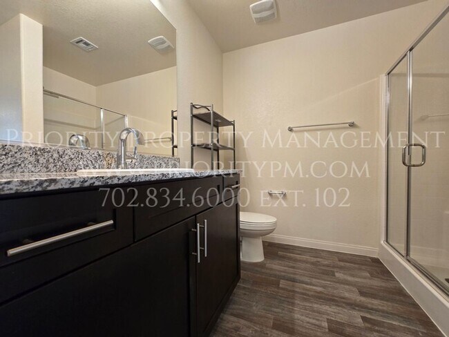 Photo - Gated~ 3 Bedroom ~ 2 Bath Townhome w/2 Car Garage~MUST SEE!